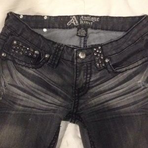 Antique rivet size 27 jeans.